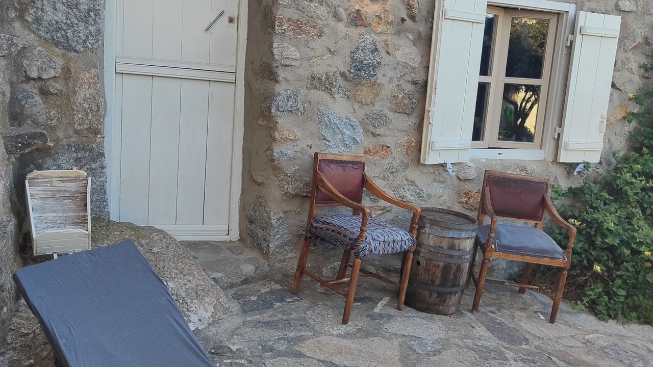 Photo of Patio Balcony in Paraga