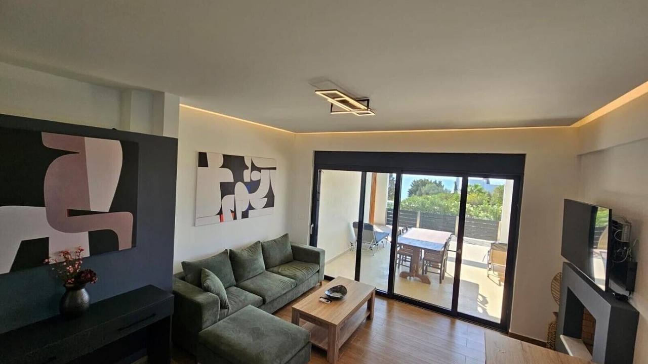 Photo of Livingroom in Lahania