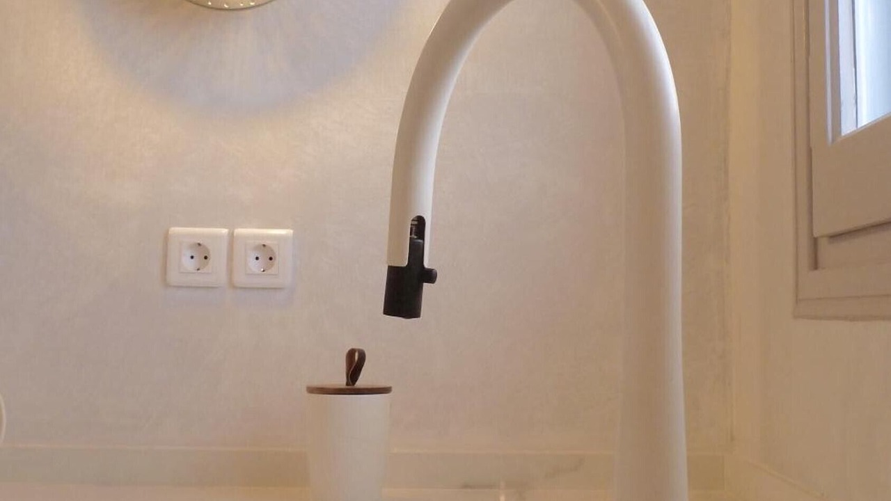 Photo of Bathroom in Elia