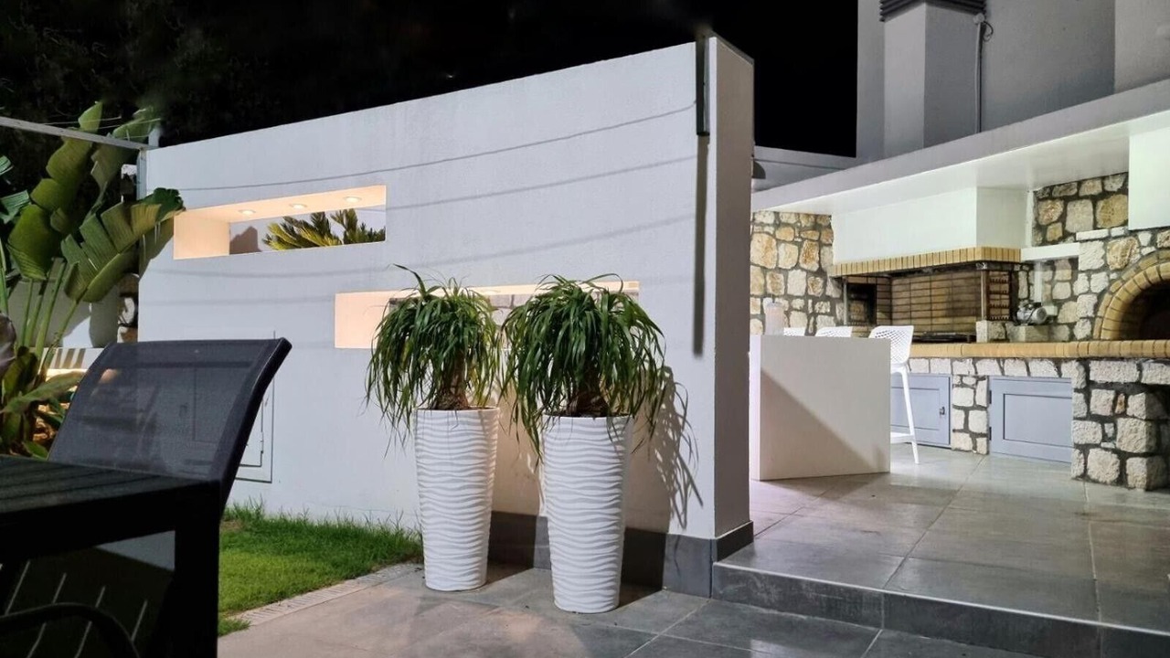 Photo of Patio Balcony in Asgourou
