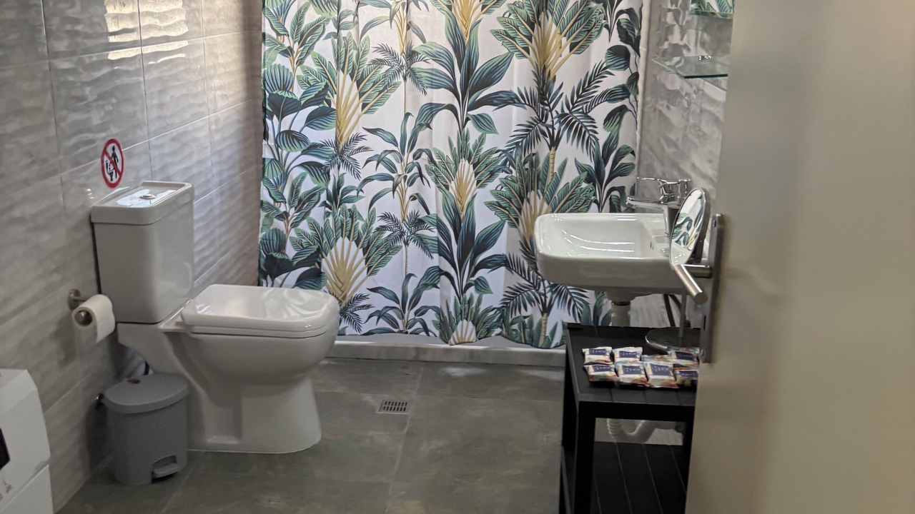 Photo of Bathroom in Petaloudes