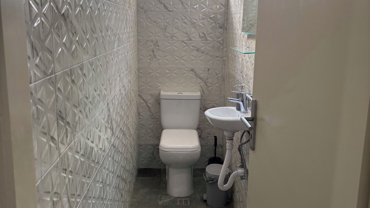Photo of Bathroom in Petaloudes