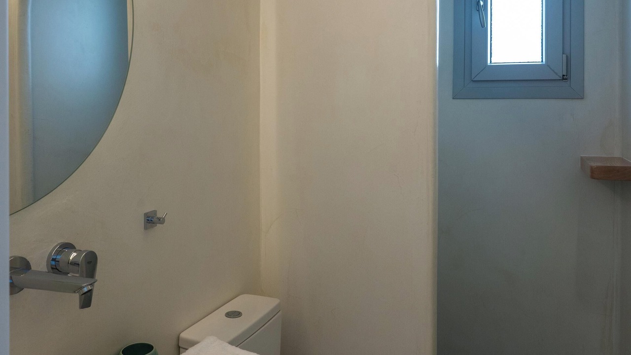 Photo of Bathroom in Elia