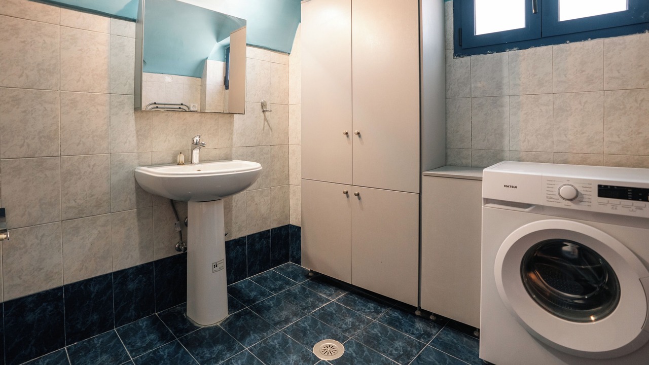 Photo of Bathroom in Exo Gonia
