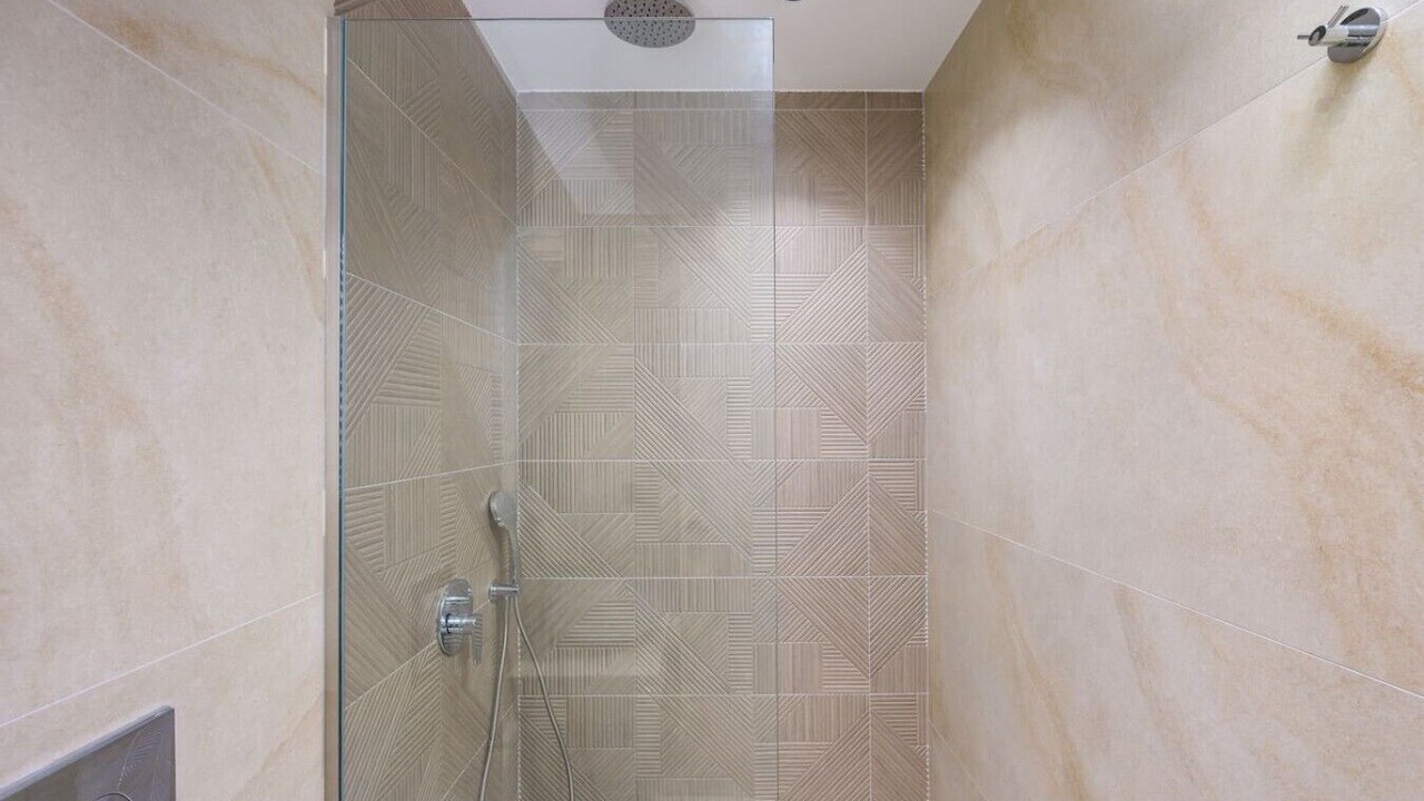 Photo of Bathroom in Lambi