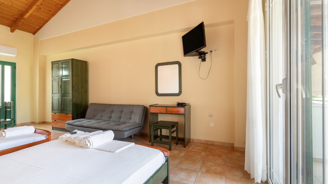 Photo of Bedroom in Kalamitsi