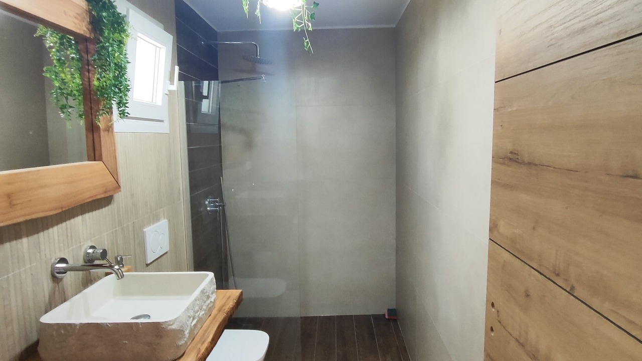Photo of Bathroom in Naxos