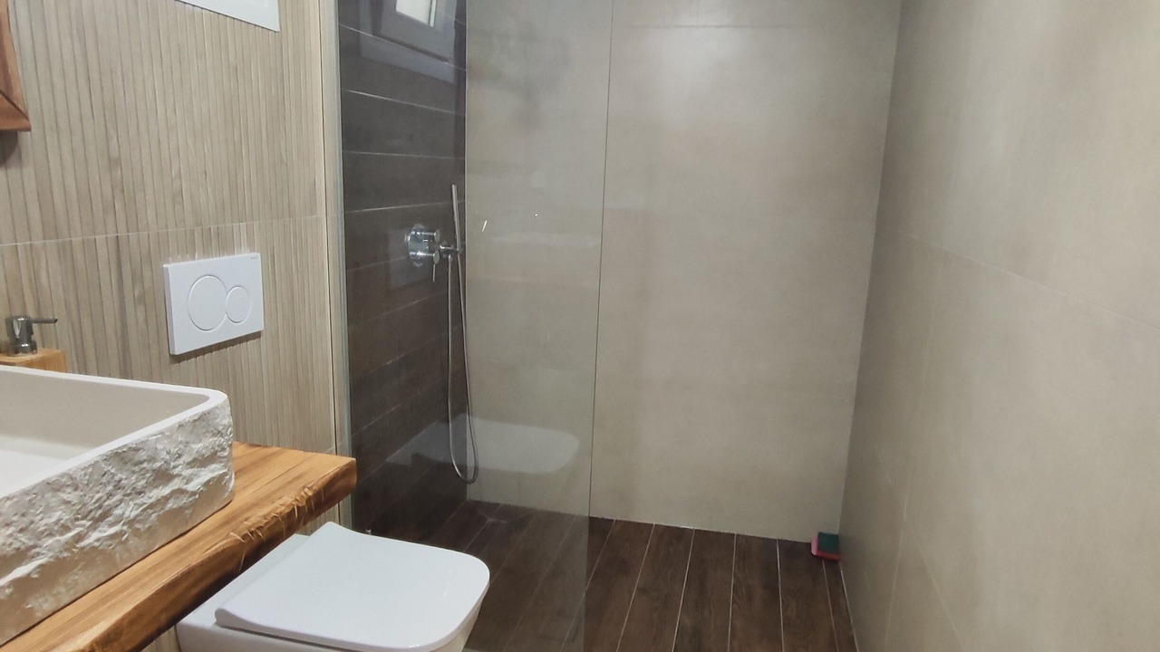 Photo of Bathroom in Naxos