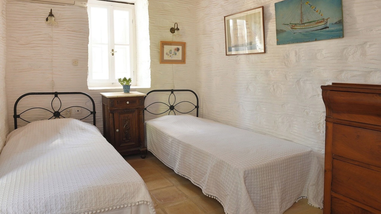 Photo of Bedroom in Posidonia