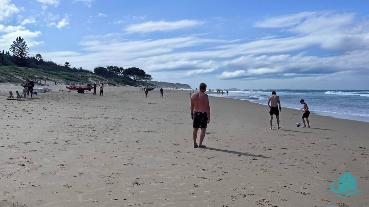 Photo of Others in Caves Beach