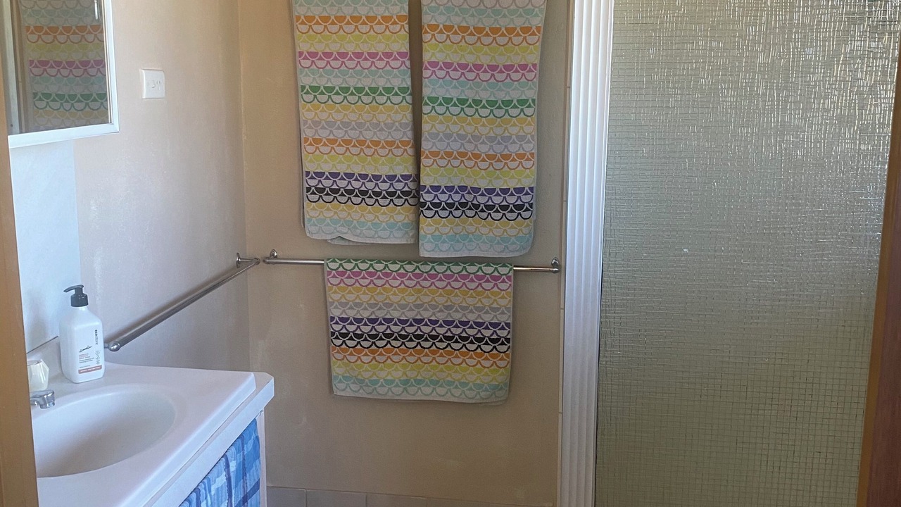 Photo of Bathroom in Gobur