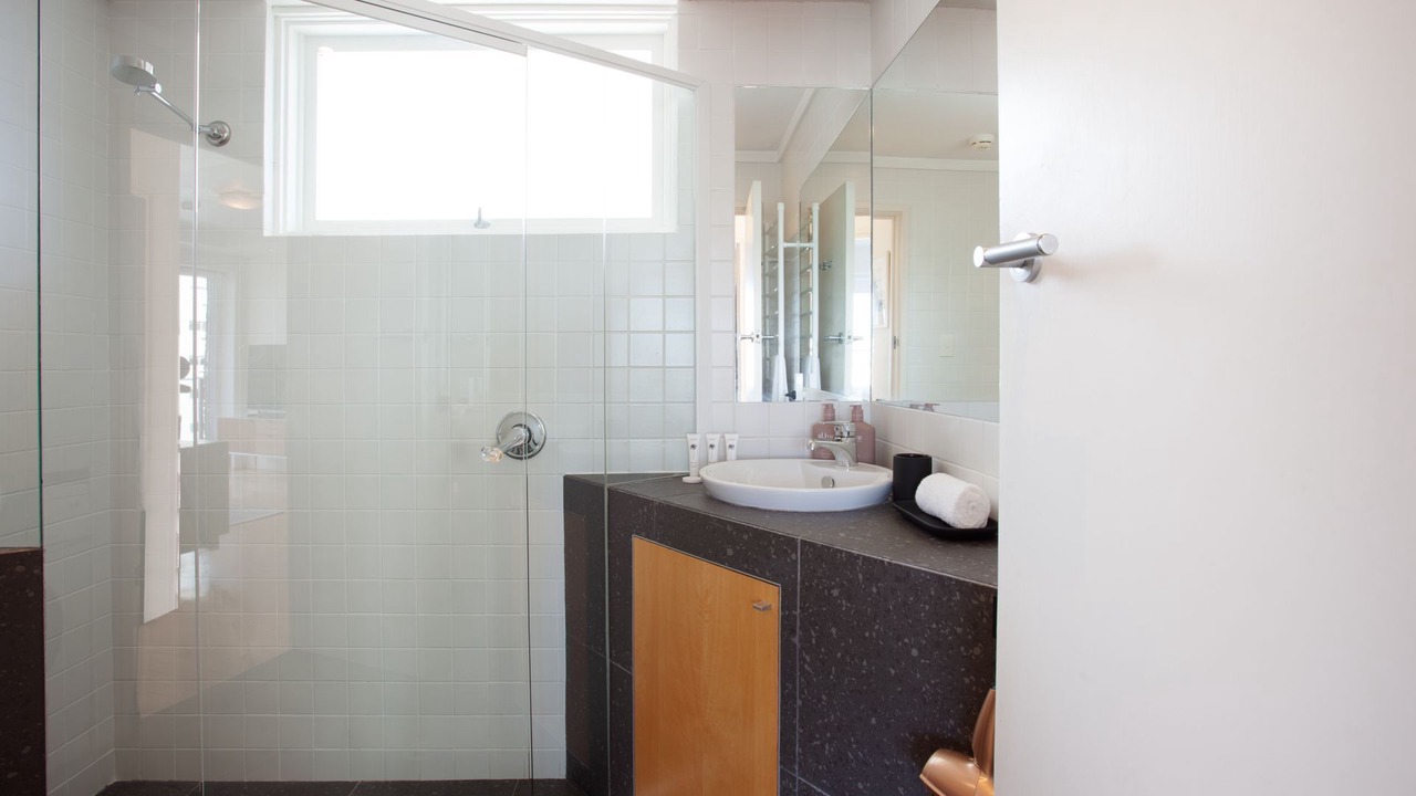 Photo of Bathroom in McMahons Point