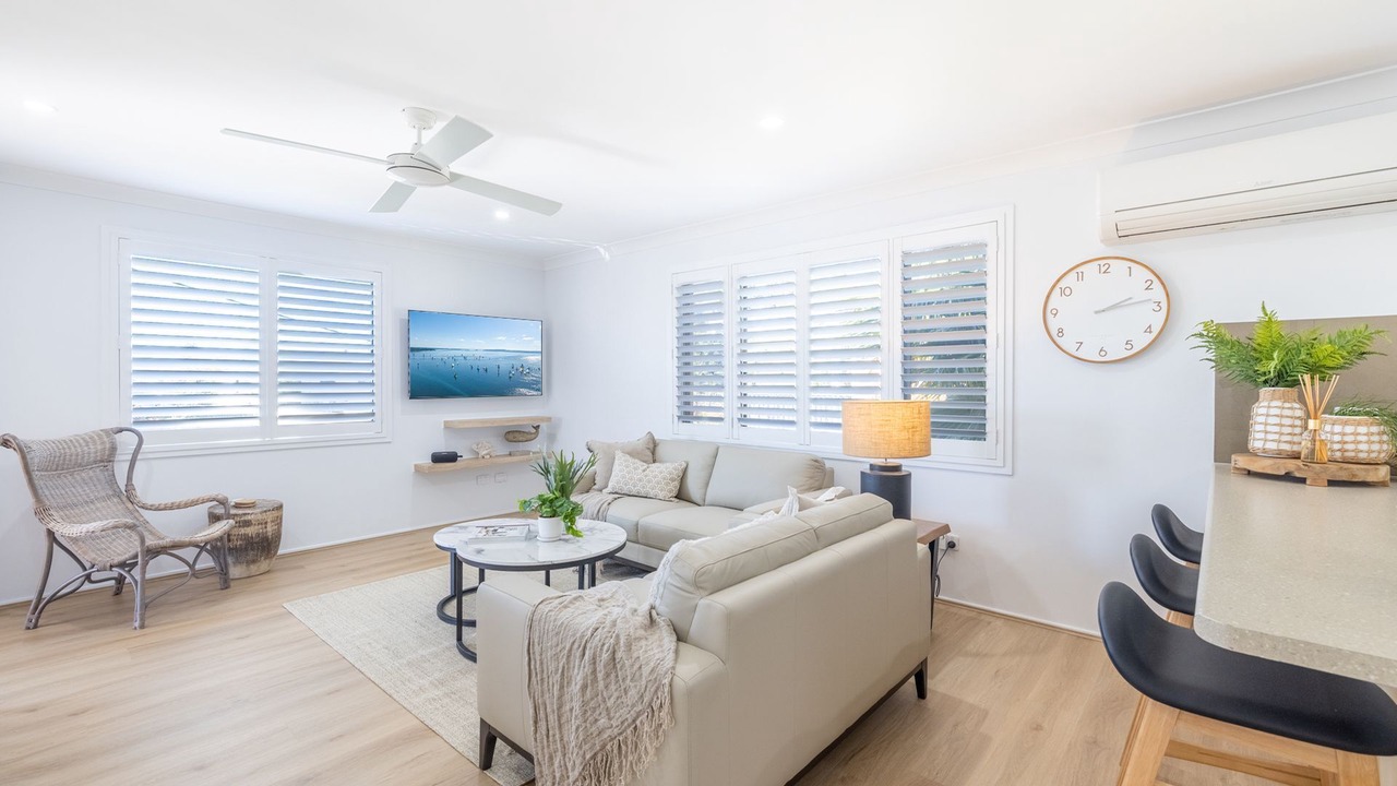 Photo of Livingroom in Corlette