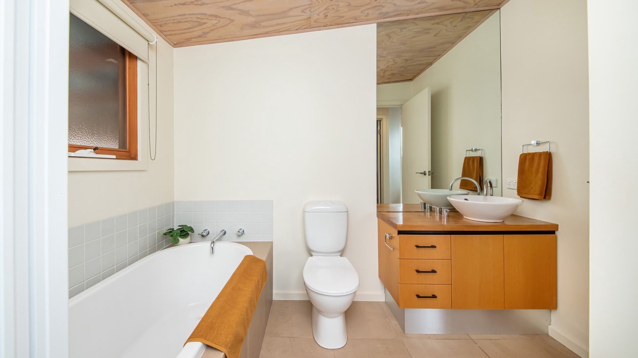 Photo of Bathroom in McCrae