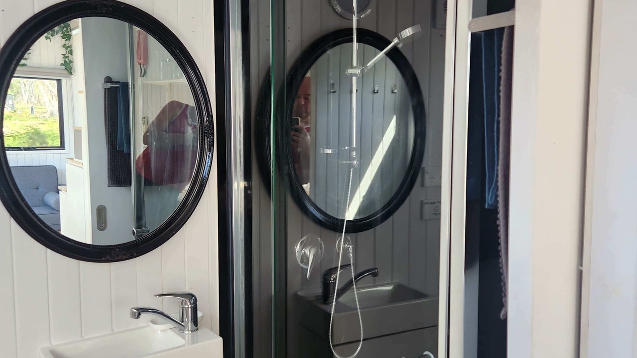 Photo of Bathroom in Dadswells Bridge