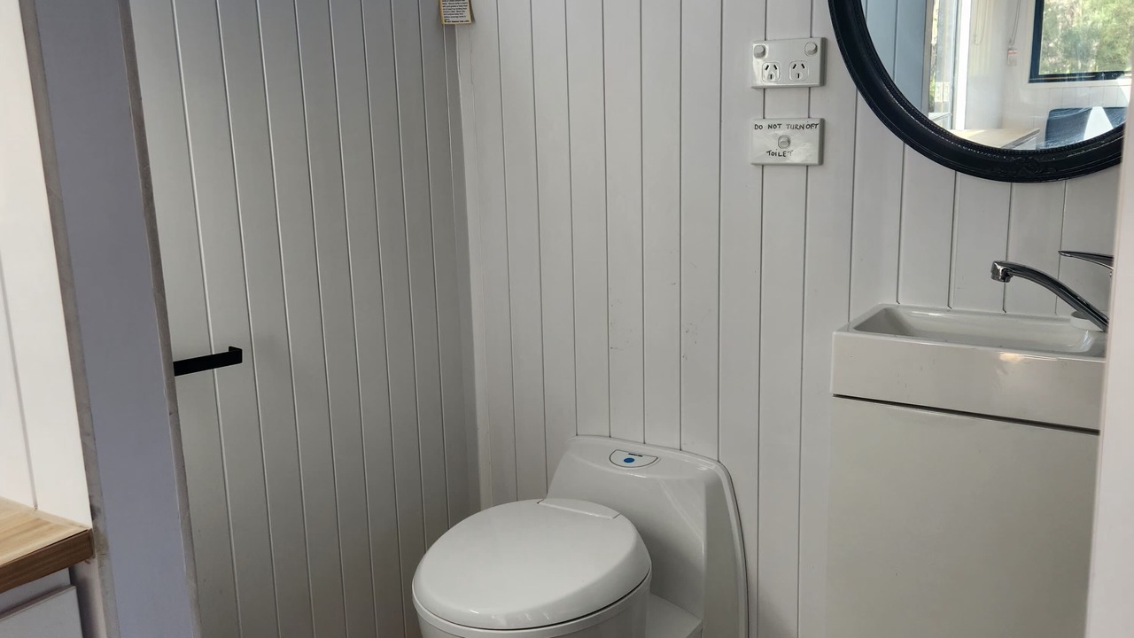 Photo of Bathroom in Dadswells Bridge