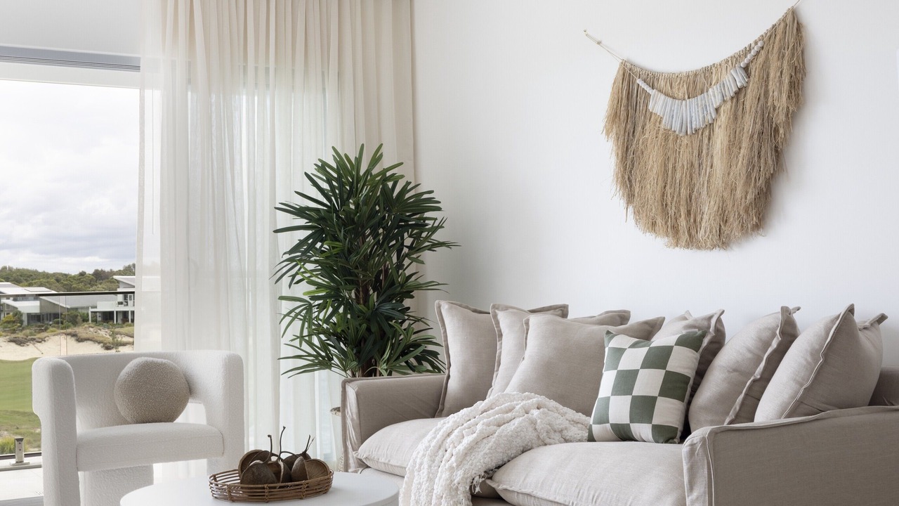 Photo of Bedroom in Magenta Shores