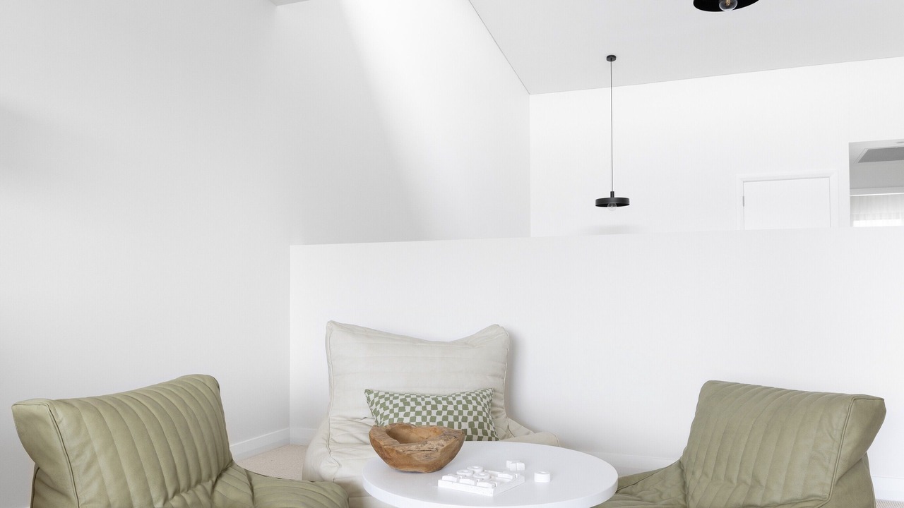 Photo of Bedroom in Magenta Shores
