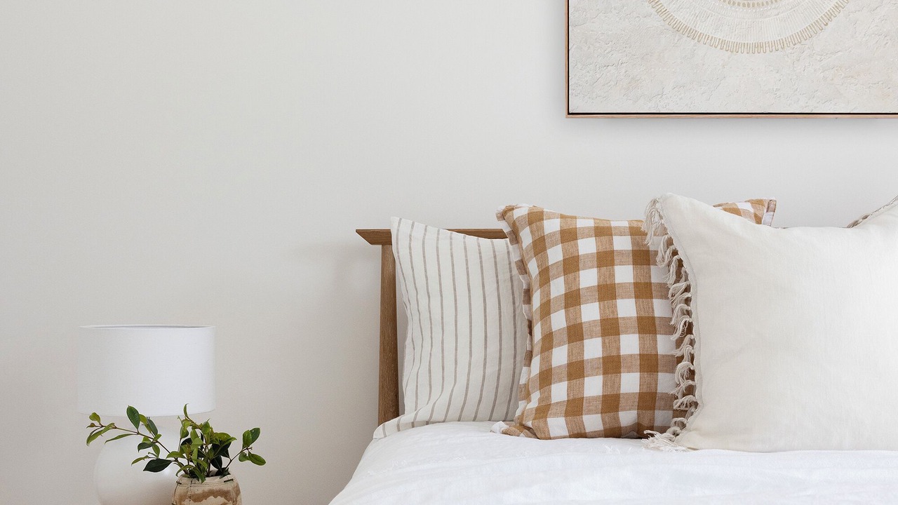 Photo of Bedroom in Magenta Shores