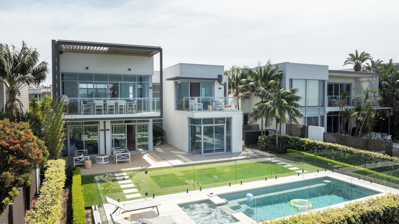 Photo of Outdoor in Magenta Shores