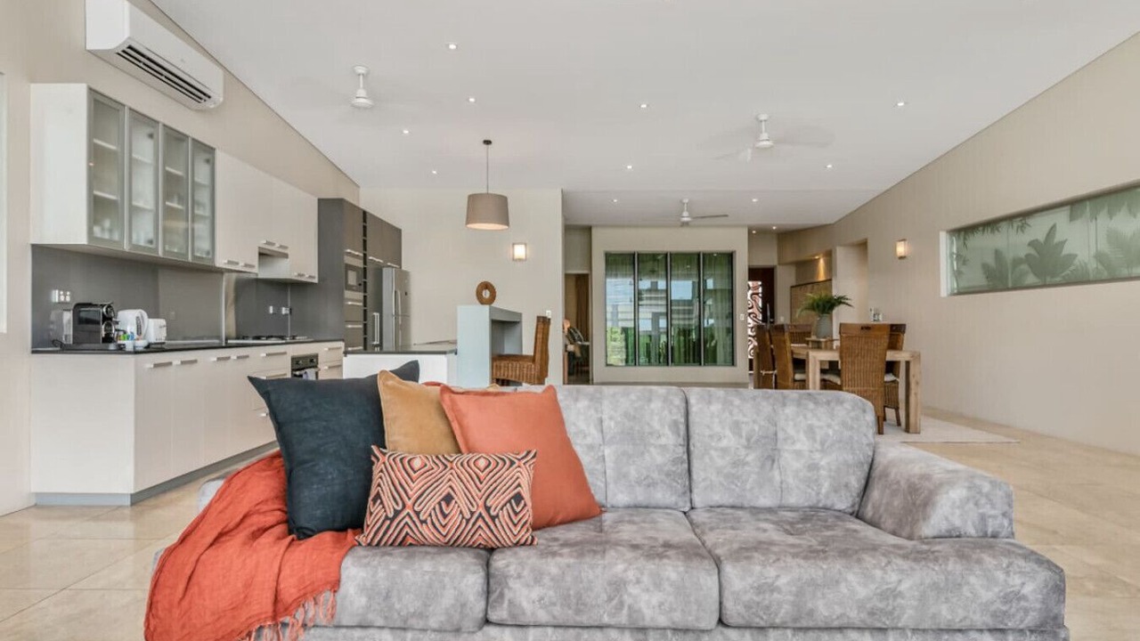 Photo of Livingroom in Bayview