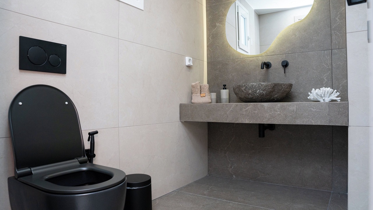Photo of Bathroom in Plaka