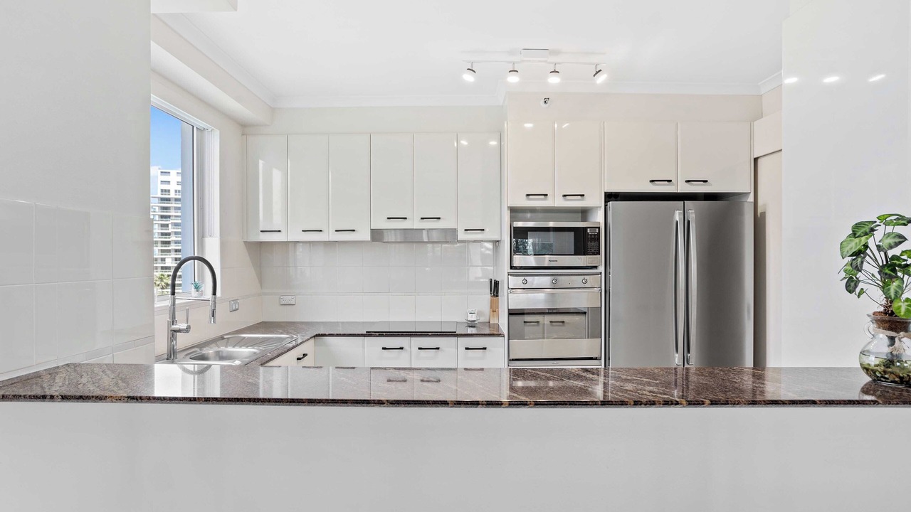 Photo of Kitchen in Main Beach