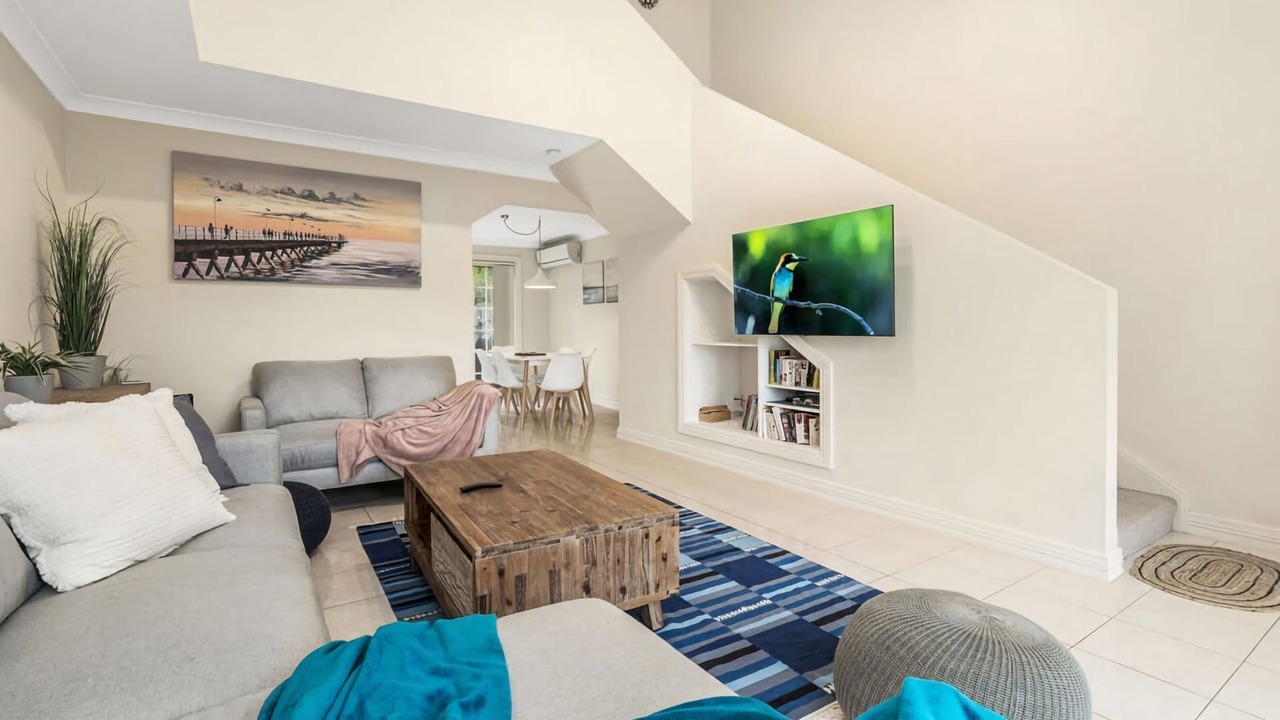 Photo of Livingroom in Surf Beach