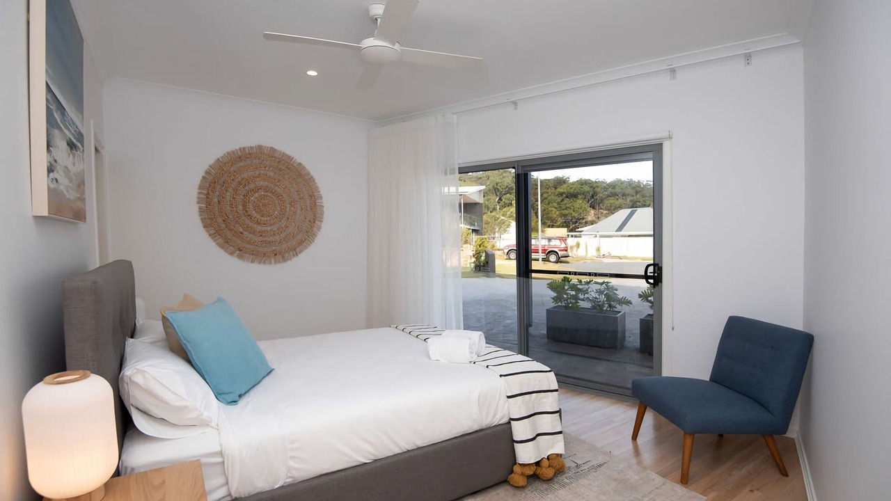 Photo of Bedroom in Maloneys Beach
