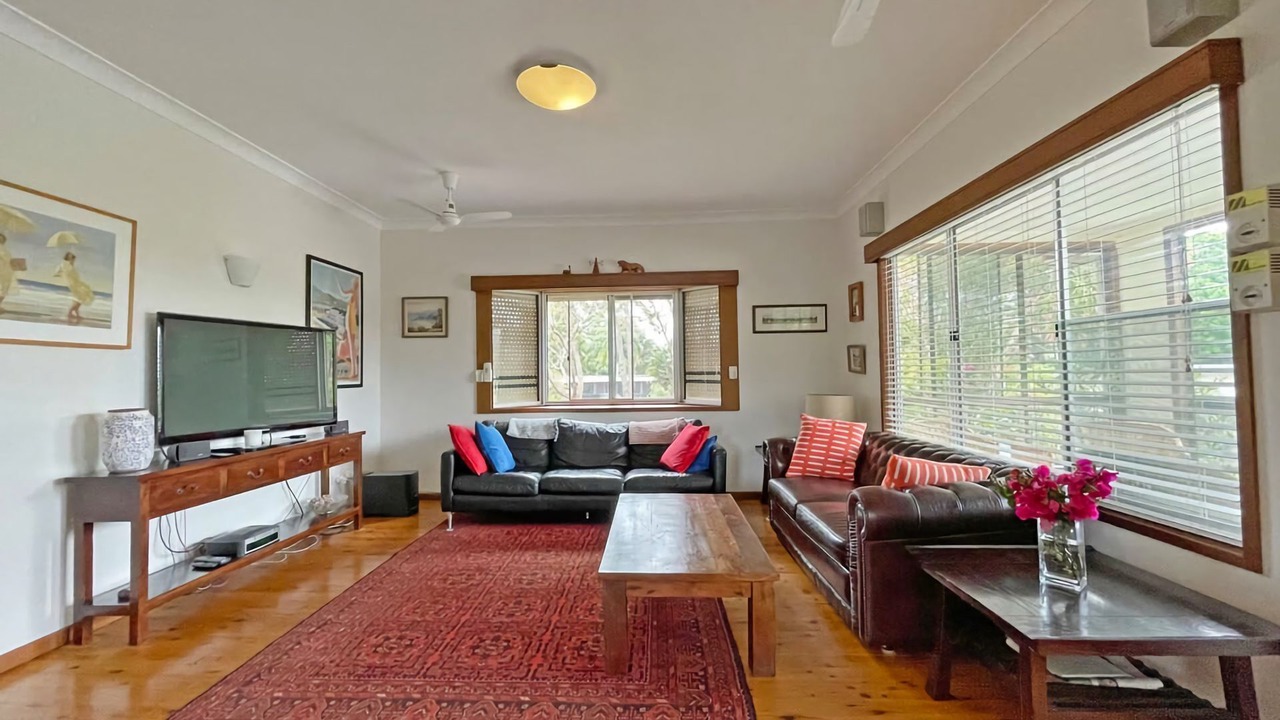 Photo of Livingroom in Broulee