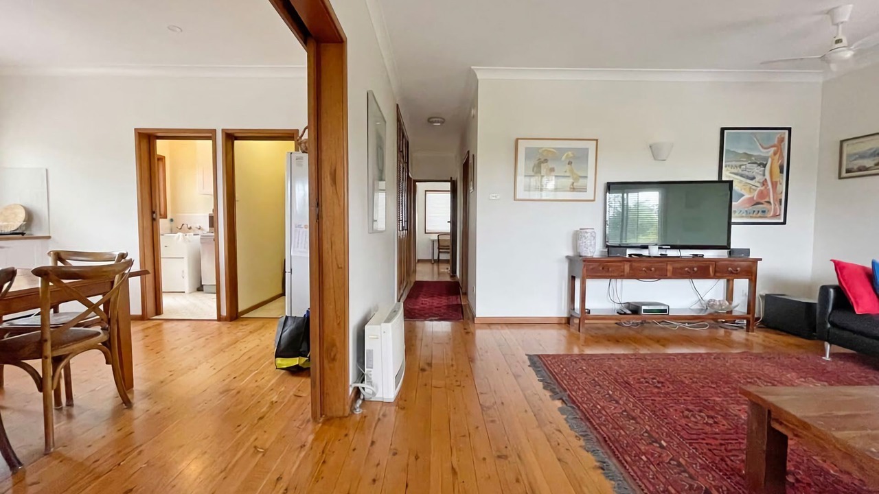 Photo of Livingroom in Broulee