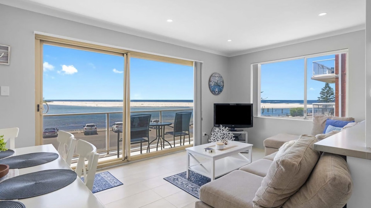 Photo of Livingroom in The Entrance