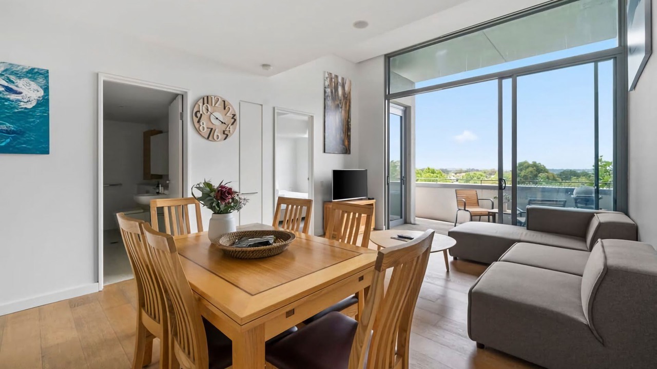 Photo of Livingroom in Crows Nest