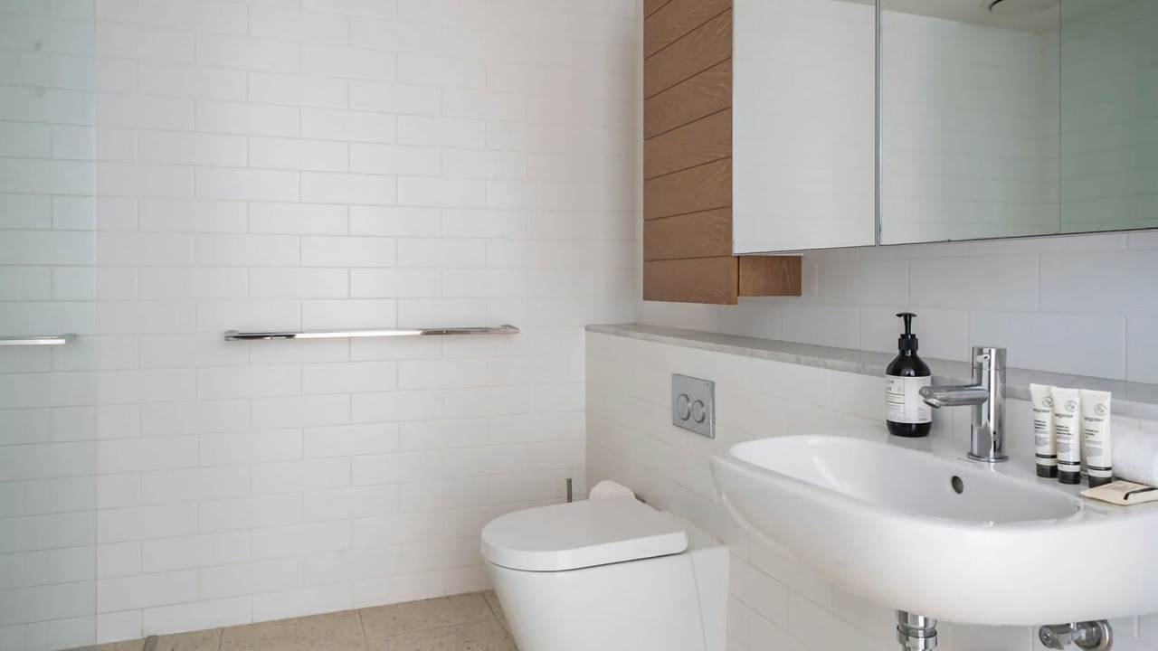 Photo of Bathroom in Crows Nest