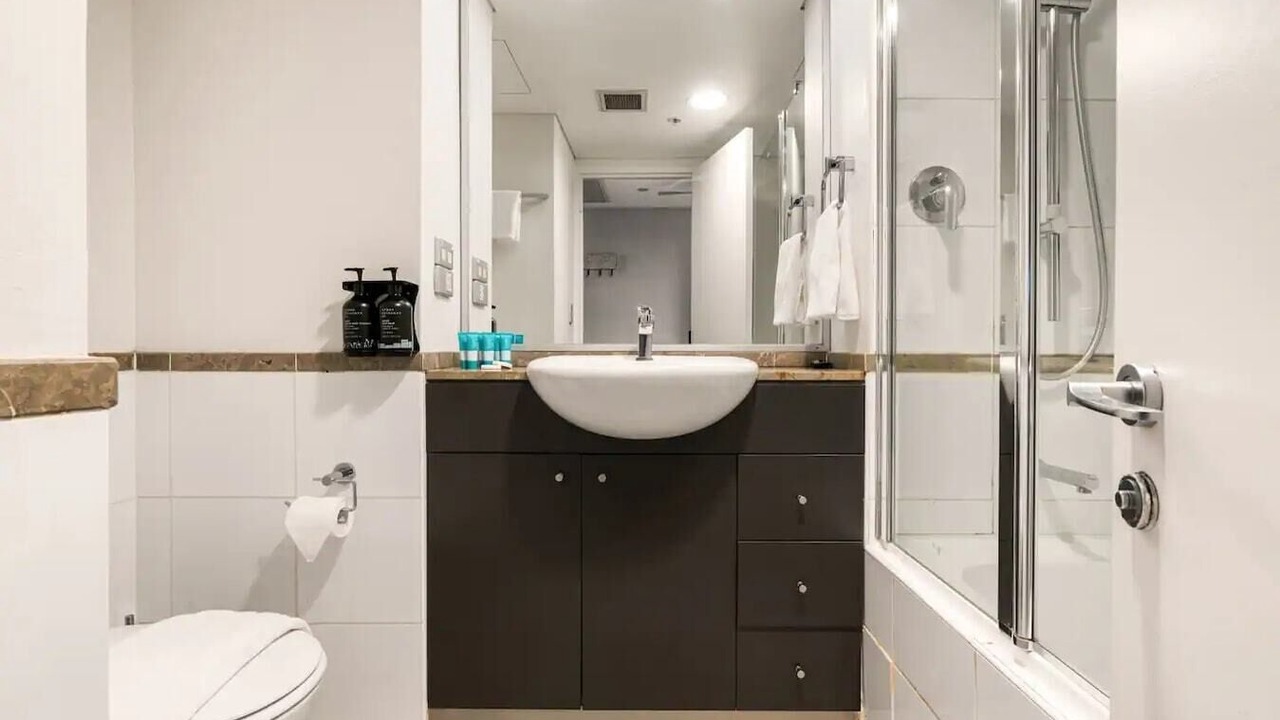 Photo of Bathroom in Haymarket