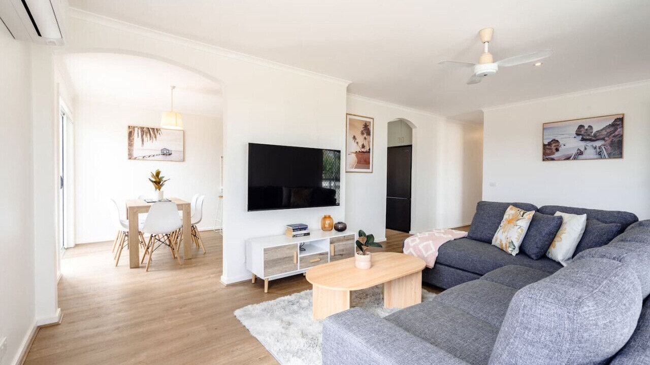 Photo of Livingroom in Clifton Springs