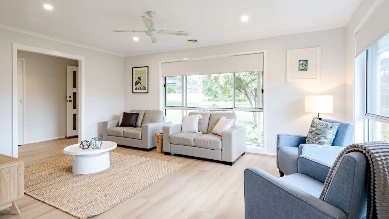Photo of Livingroom in Clifton Springs