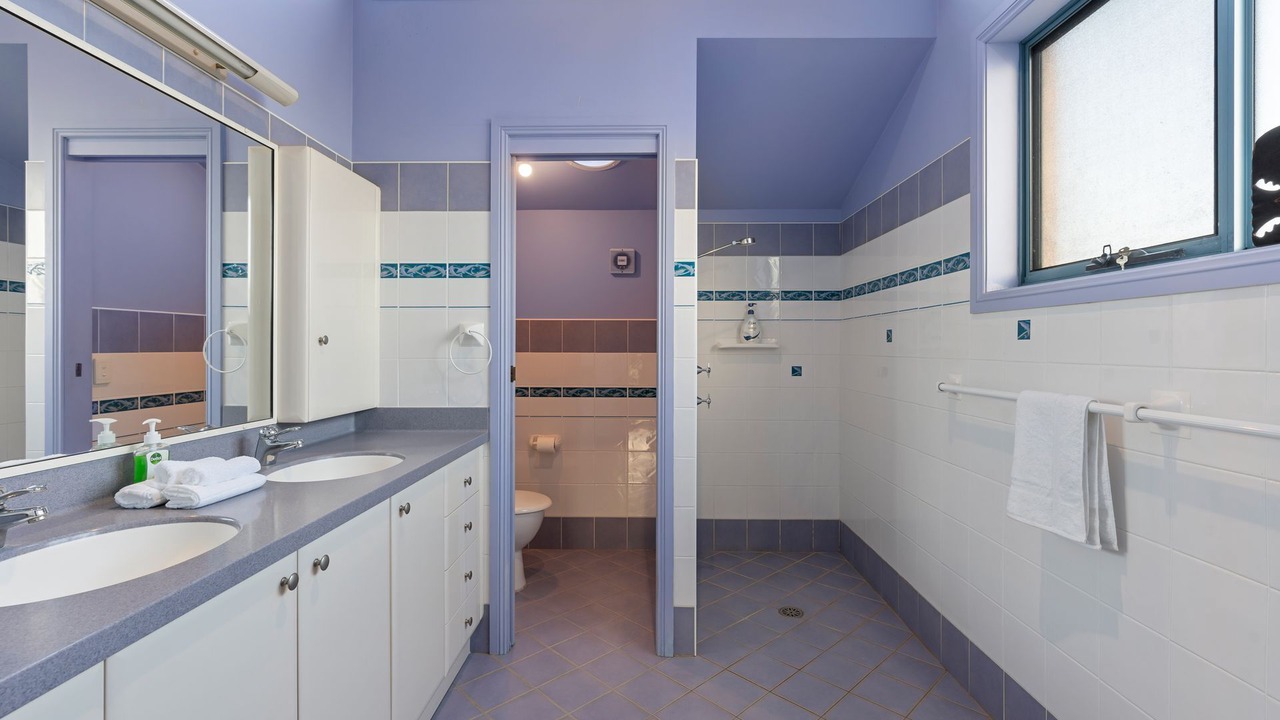 Photo of Bathroom in The Entrance