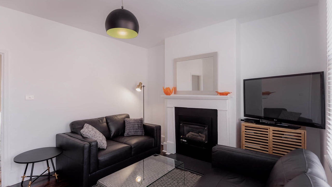 Photo of Livingroom in Battery Point