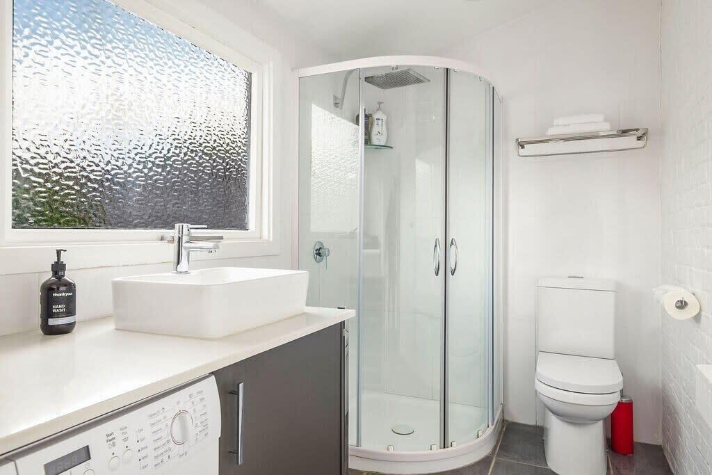Photo of Bathroom in Battery Point