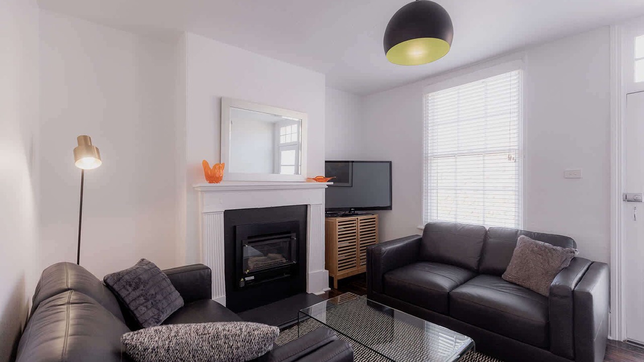 Photo of Livingroom in Battery Point