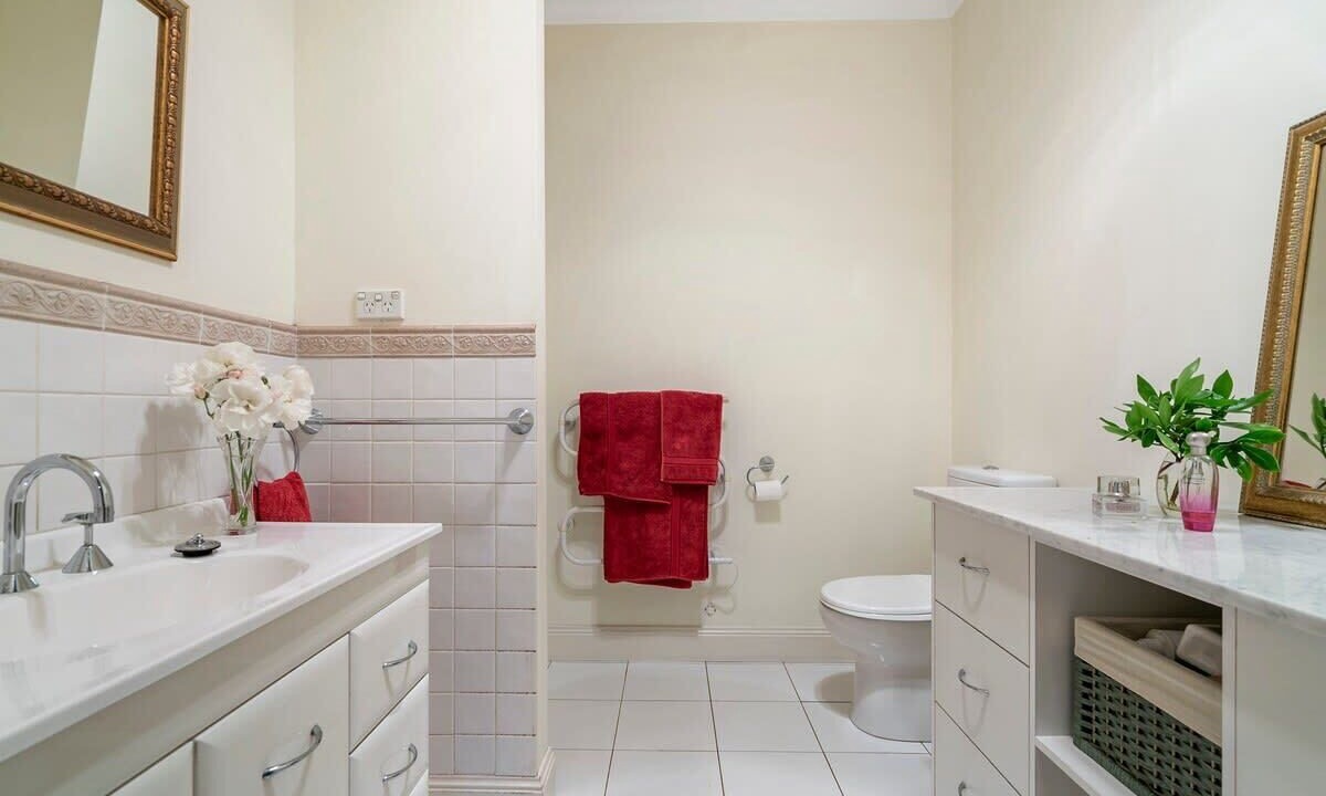 Photo of Bathroom in New Norfolk