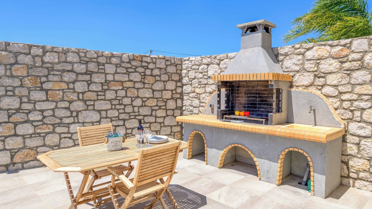 Photo of Outdoor in Lahania