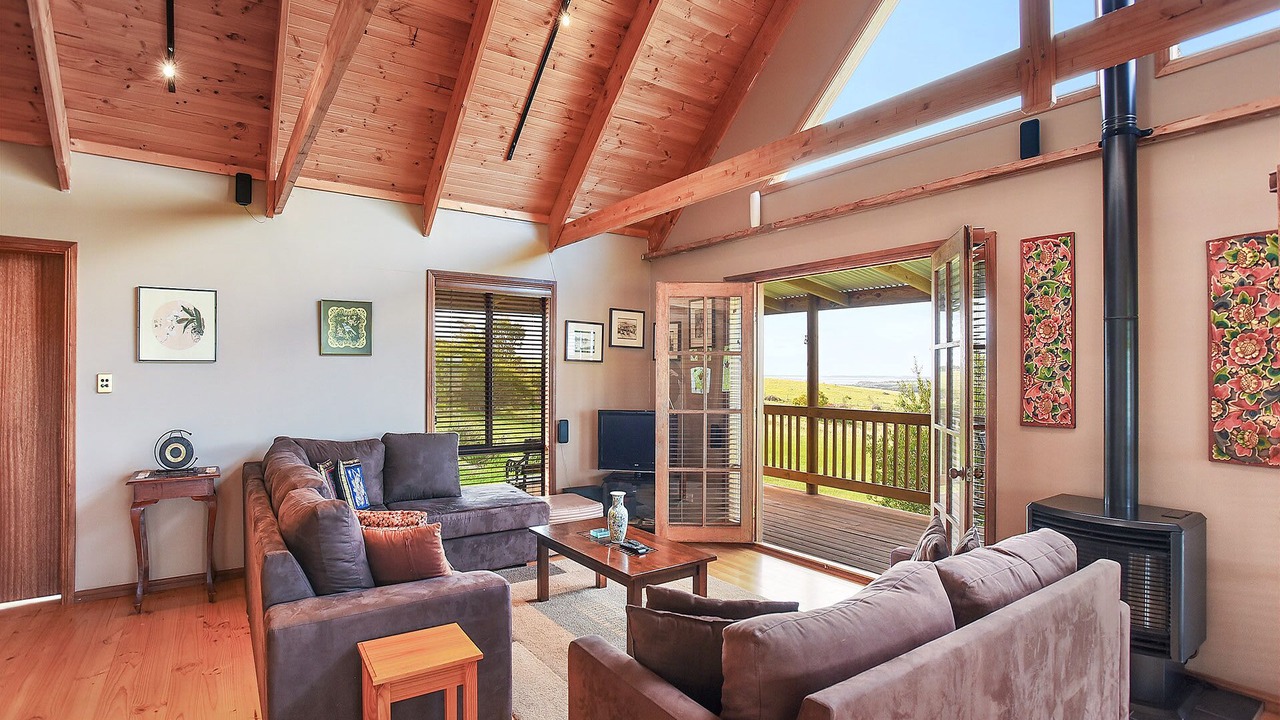 Photo of Livingroom in Currency Creek