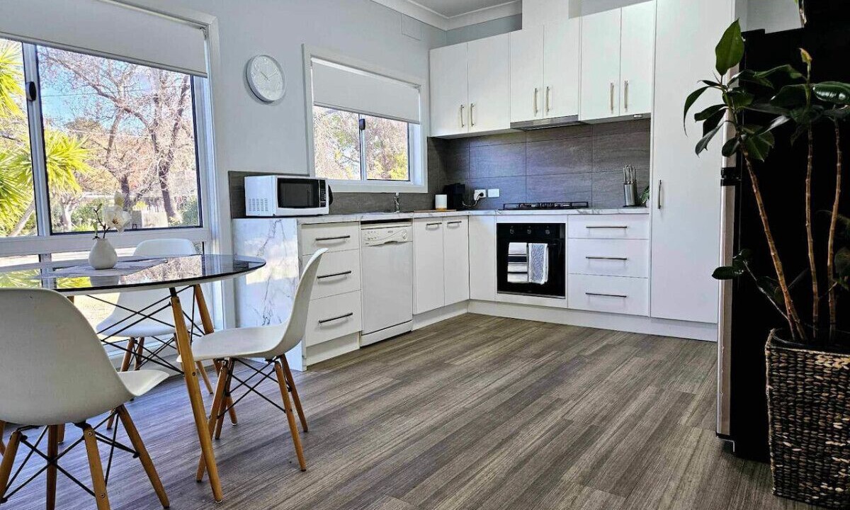 Photo of Kitchen in Benalla West