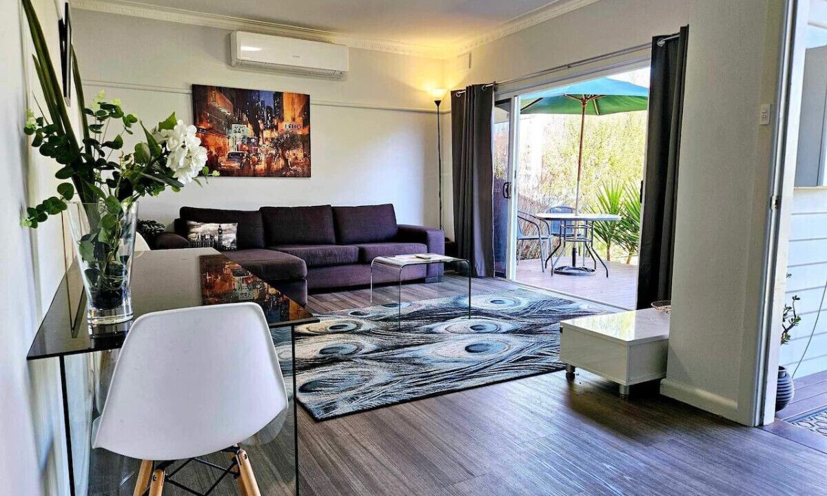 Photo of Livingroom in Benalla West