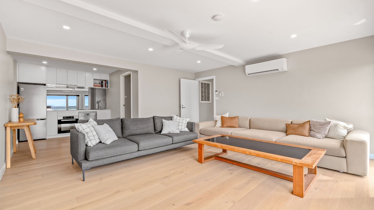 Photo of Livingroom in Avoca Beach