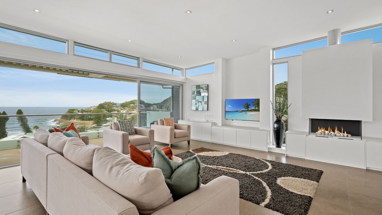 Photo of Livingroom in Avoca Beach