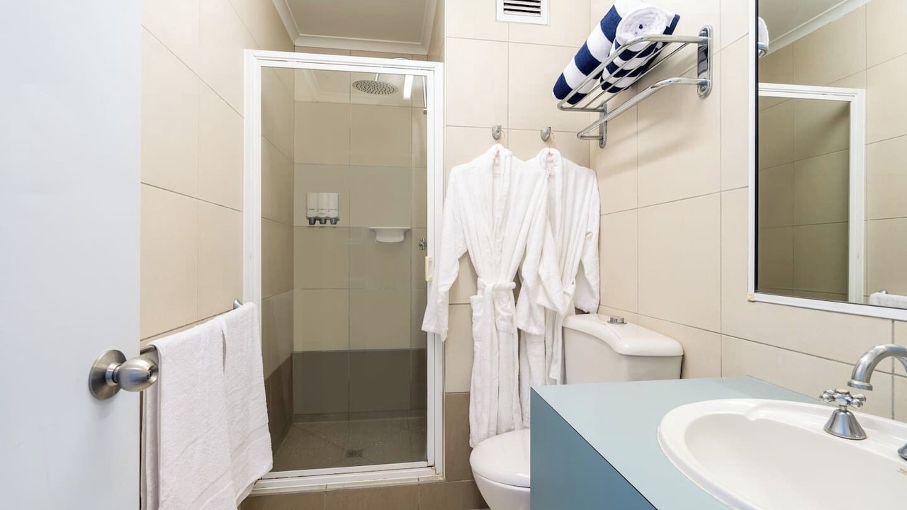 Photo of Bathroom in Dolphin Heads