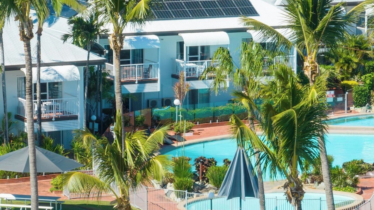 Photo of Outdoor in Dolphin Heads